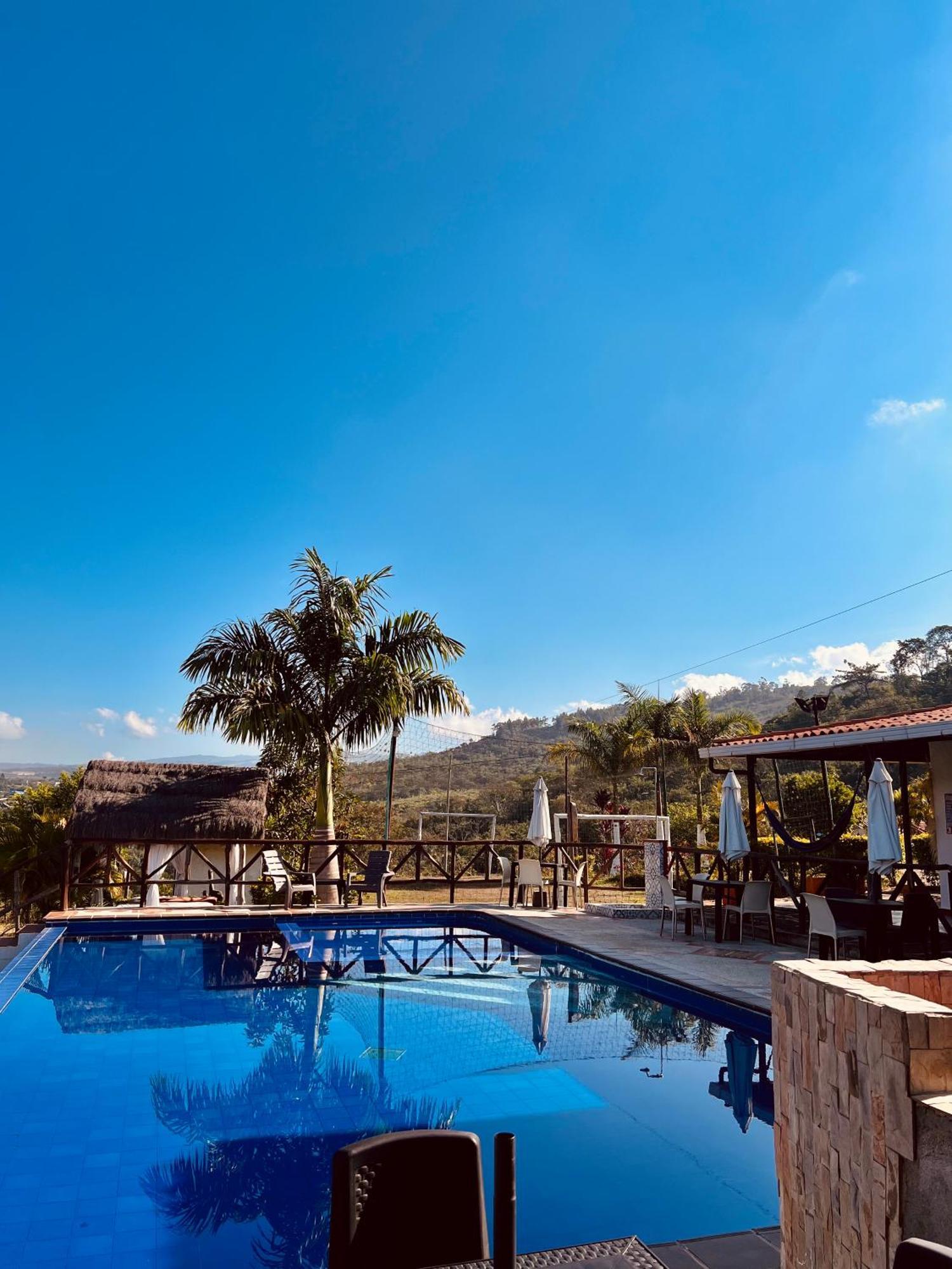 Hotel Campestre Palmas Del Zamorano Сан-Хиль Экстерьер фото